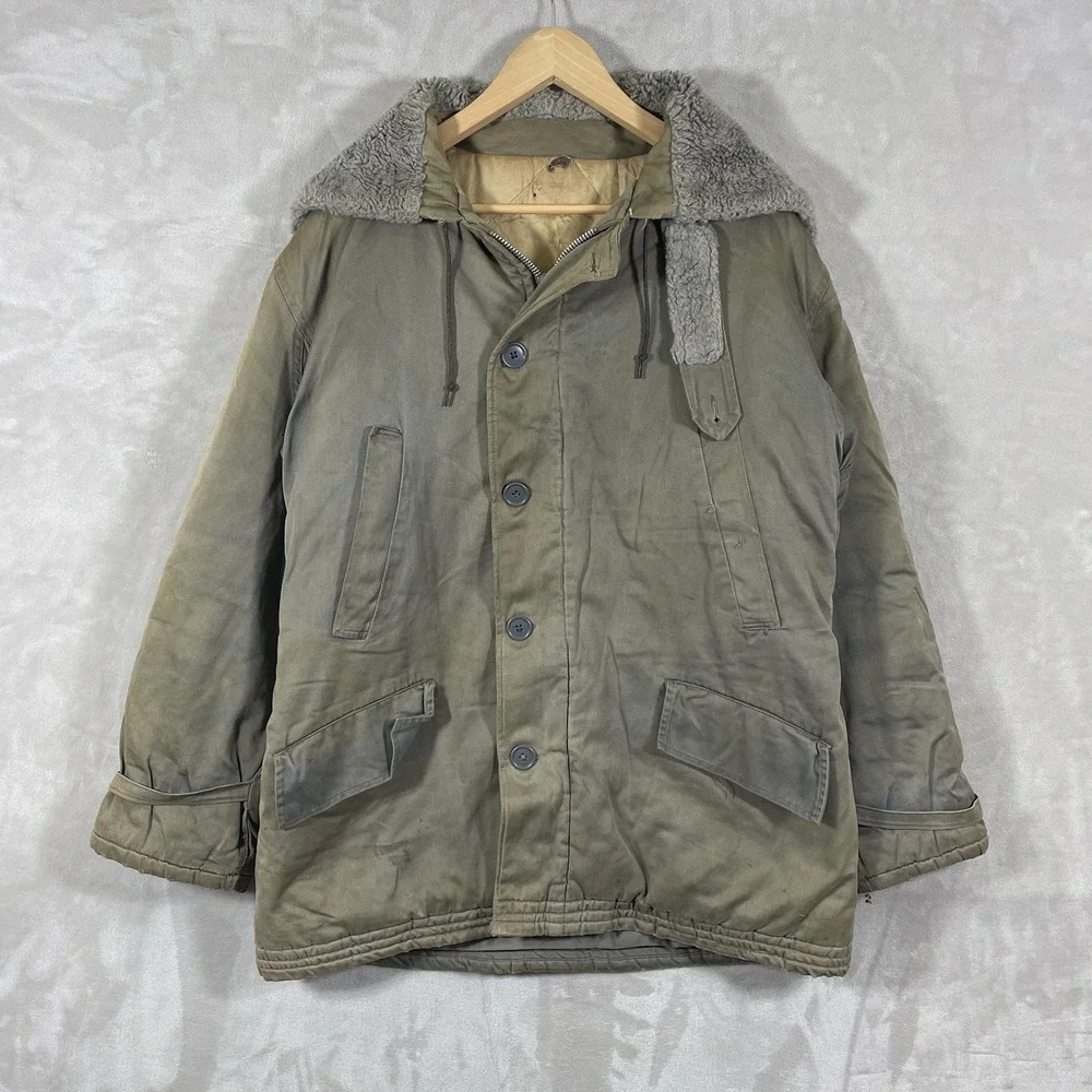 Vintage WWII US Air Force B-9 Type Parka Jacket Original Militaria Large